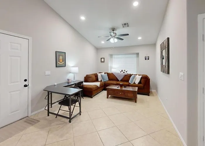 971 Sf 2 Bedroom 2 Bath Townhouse 3 Mi To Westgate Apartment Peoria