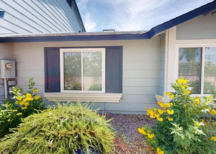 971 Sf 2 Bedroom 2 Bath Townhouse 3 Mi To Westgate Apartment Peoria